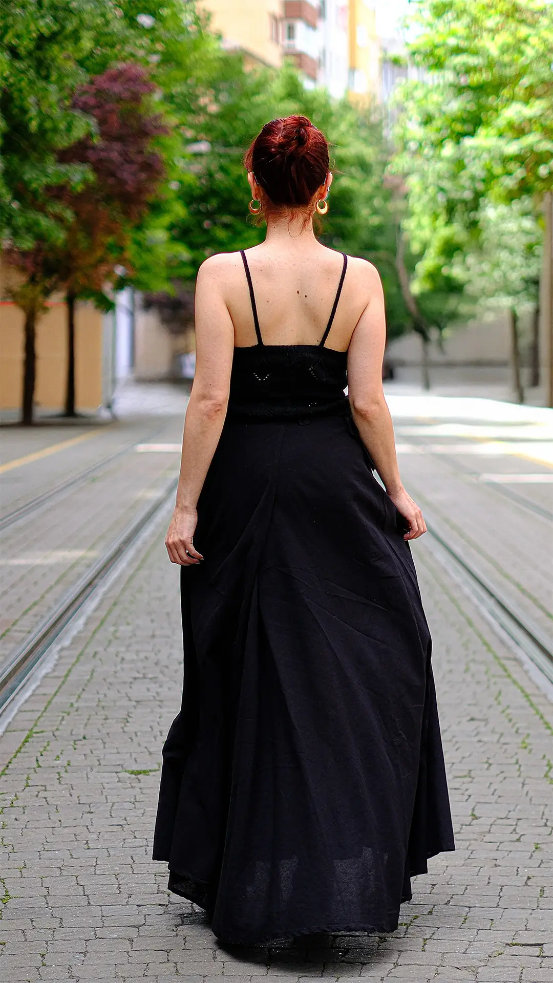 Çiçek İşlemeli Örgü Bluz