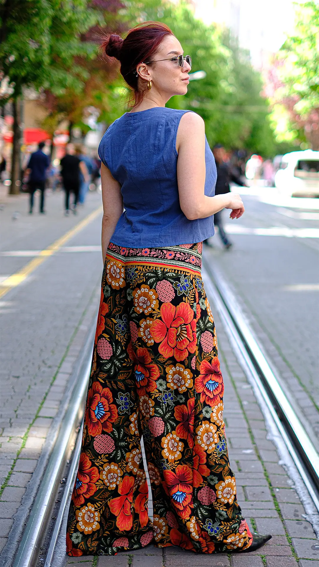 Asimetrik Yelek Görünümlü Bluz