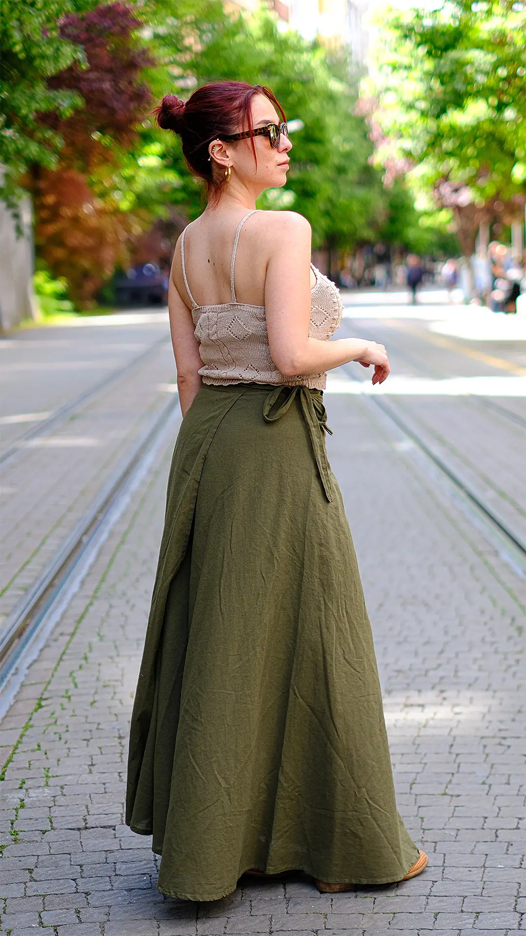 Çiçek İşlemeli Örgü Bluz