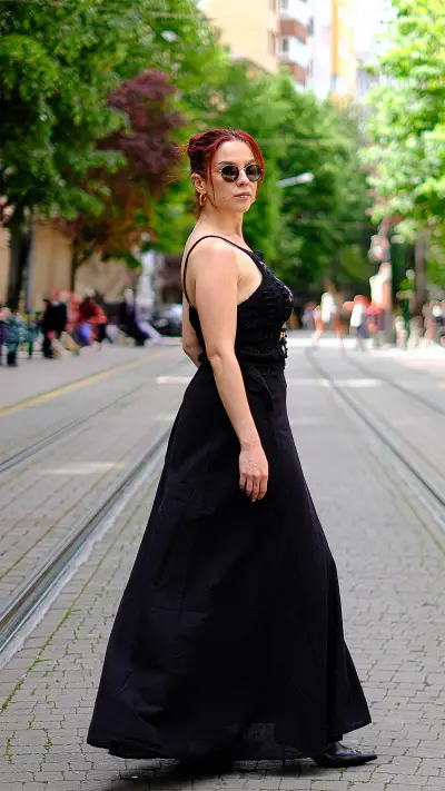 Çiçek İşlemeli Örgü Bluz