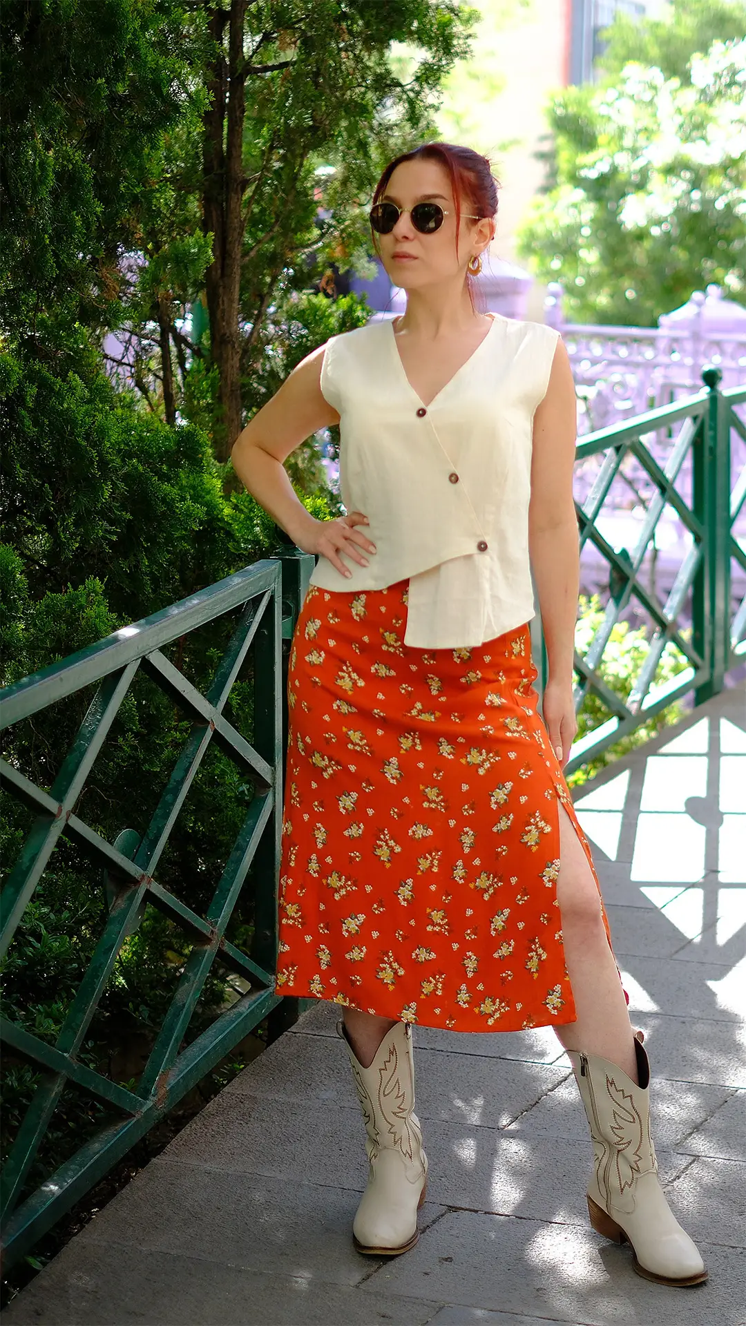 Asimetrik Yelek Görünümlü Bluz