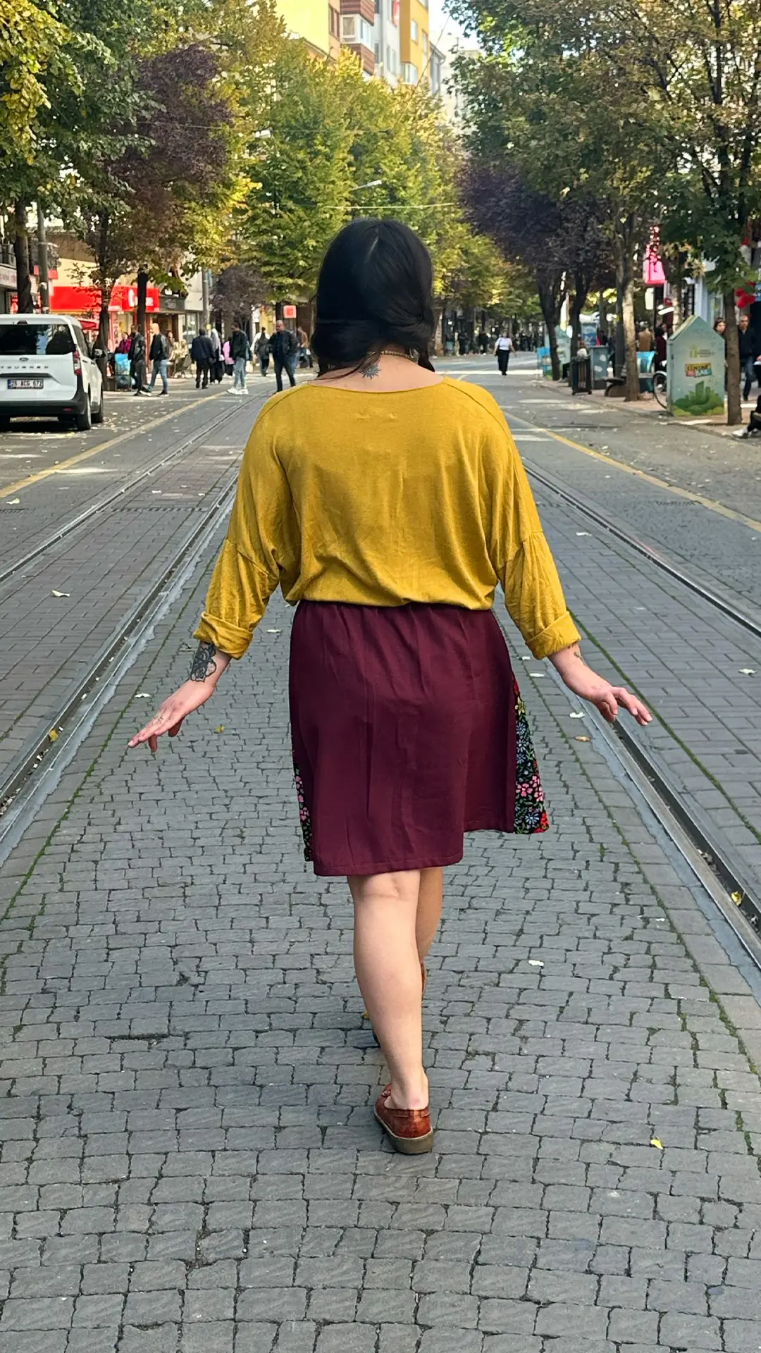 Kedi İşlemeli Tasarım Pazen Etek