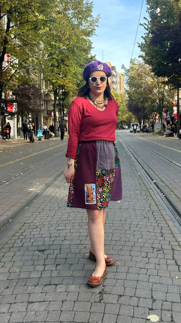 Kedi İşlemeli Tasarım Pazen Etek Kedi İşlemeli Tasarım Pazen Etek