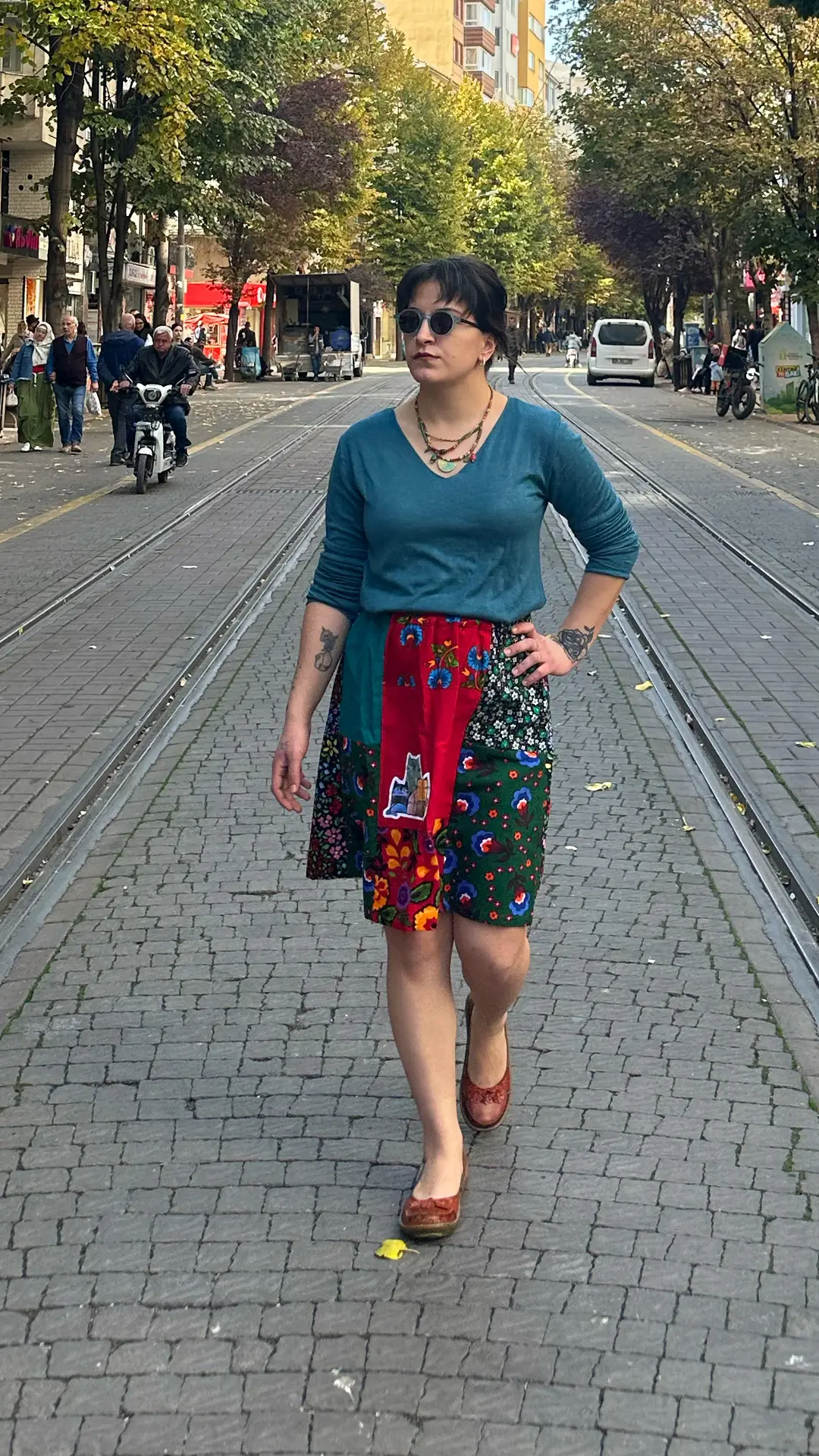 Kedi İşlemeli Tasarım Pazen Etek