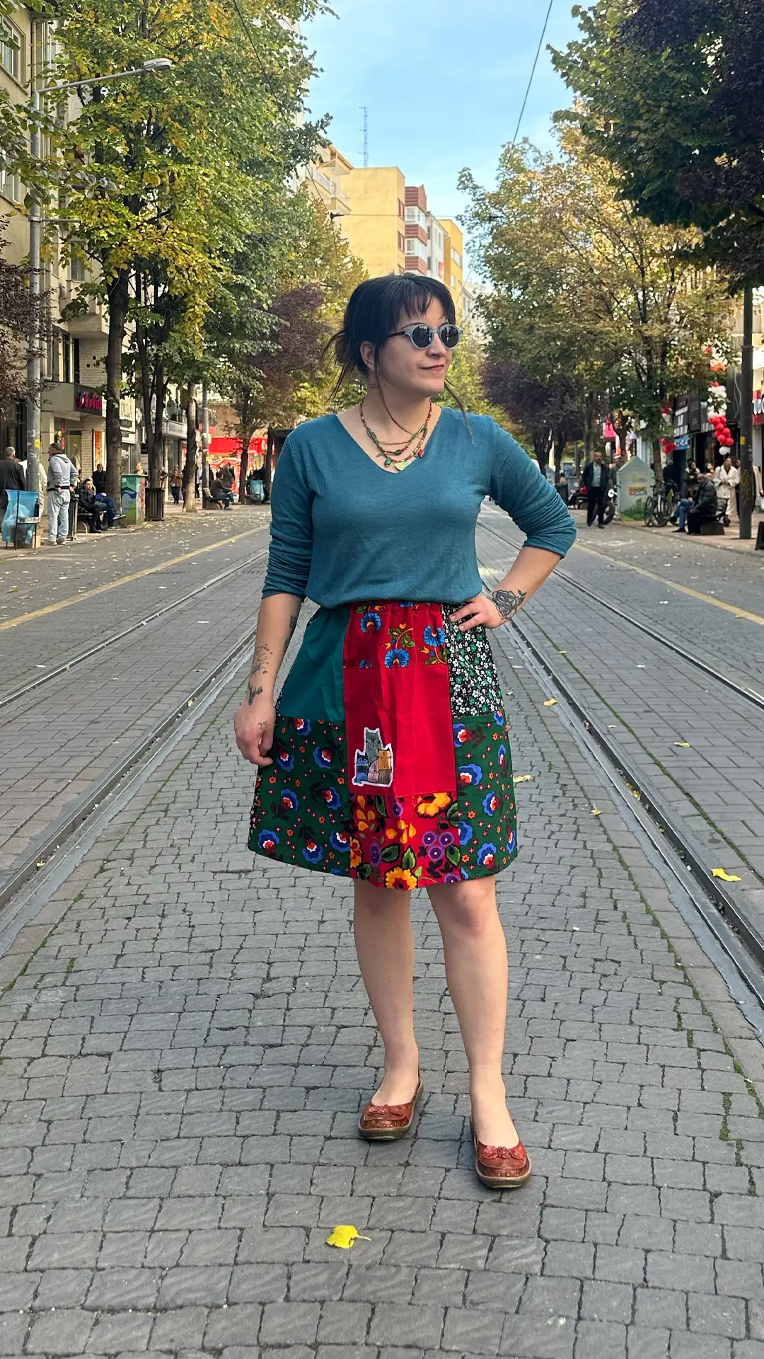 Kedi İşlemeli Tasarım Pazen Etek