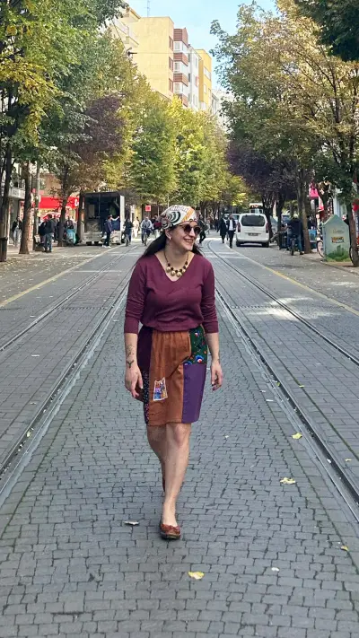 Kedi İşlemeli Tasarım Pazen Etek