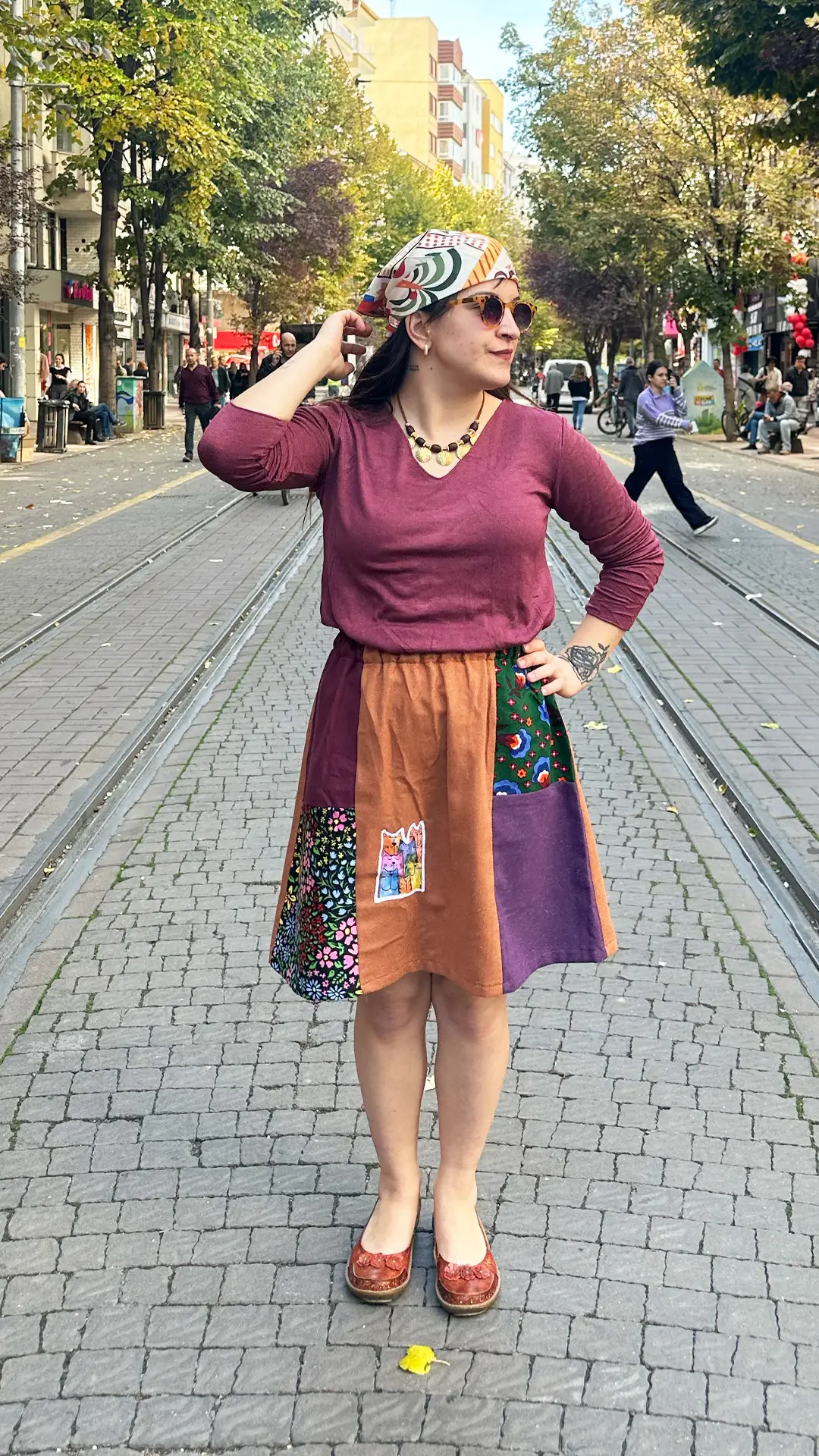 Kedi İşlemeli Tasarım Pazen Etek