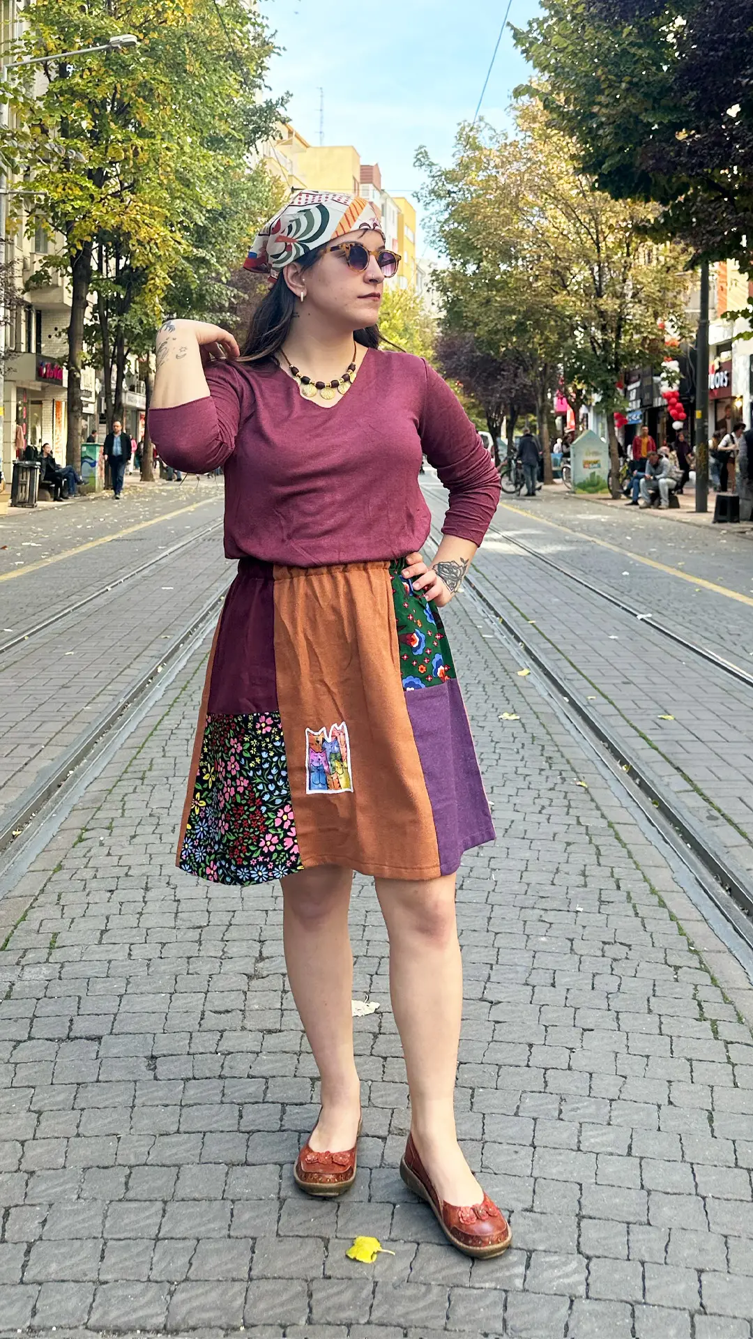 Kedi İşlemeli Tasarım Pazen Etek